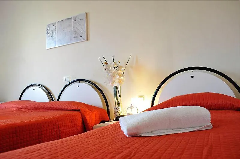 Hotel Liu ليدو دي كامايوري 3*,