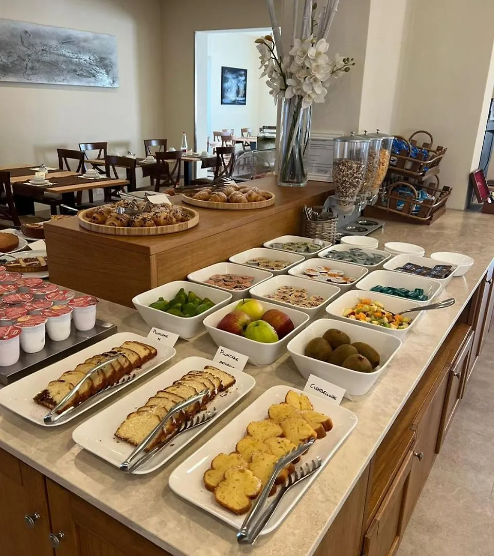 Hotel Liu ليدو دي كامايوري